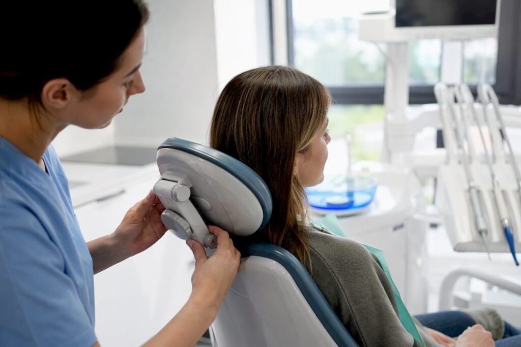 Paziente posizionato nel tomografo dentale CBCT